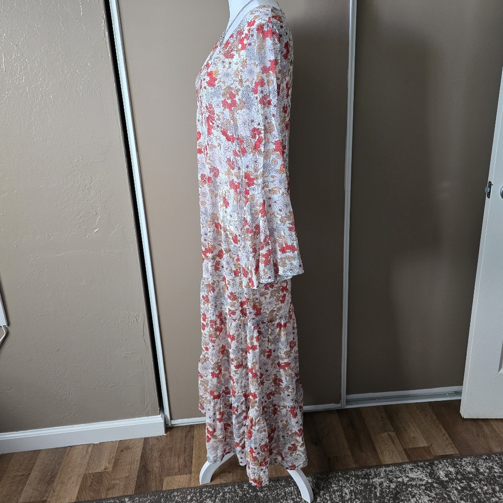 Natural Life Floral V-Neck Bell Sleeve Maxi Dress - Picture 3 of 4
